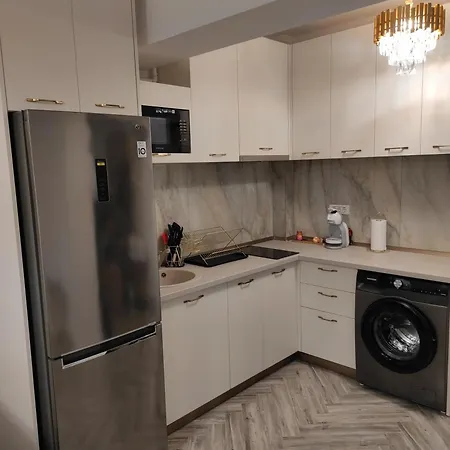Sofi 20 Deluxe Promenada Apartament *