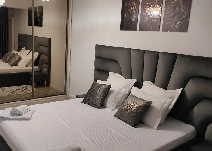 Sofi 20 Deluxe Promenada Apartment